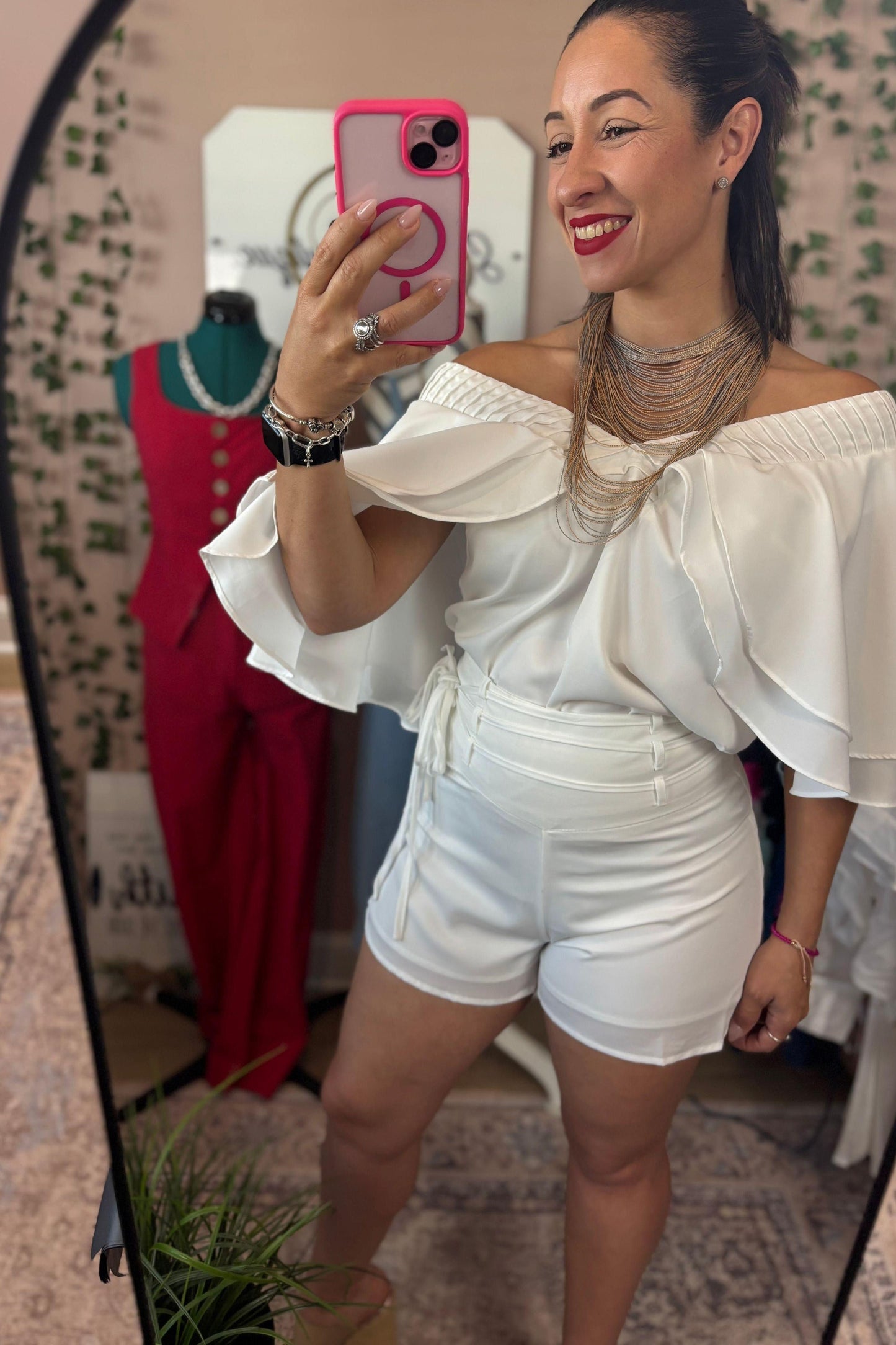 CONJUNTO DE BLUSA Y PANTALÓN CORTO BLANCO