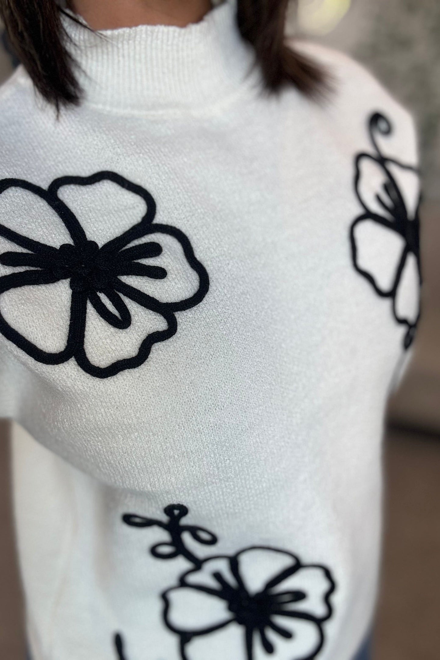 IVORY FLORAL TRIM SWEATER