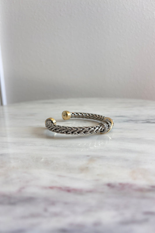 HEREDERA 7MM CROSS PAVE BAR BANGLE BRACELET – ELEGANT EVERYDAY ACCESSORY