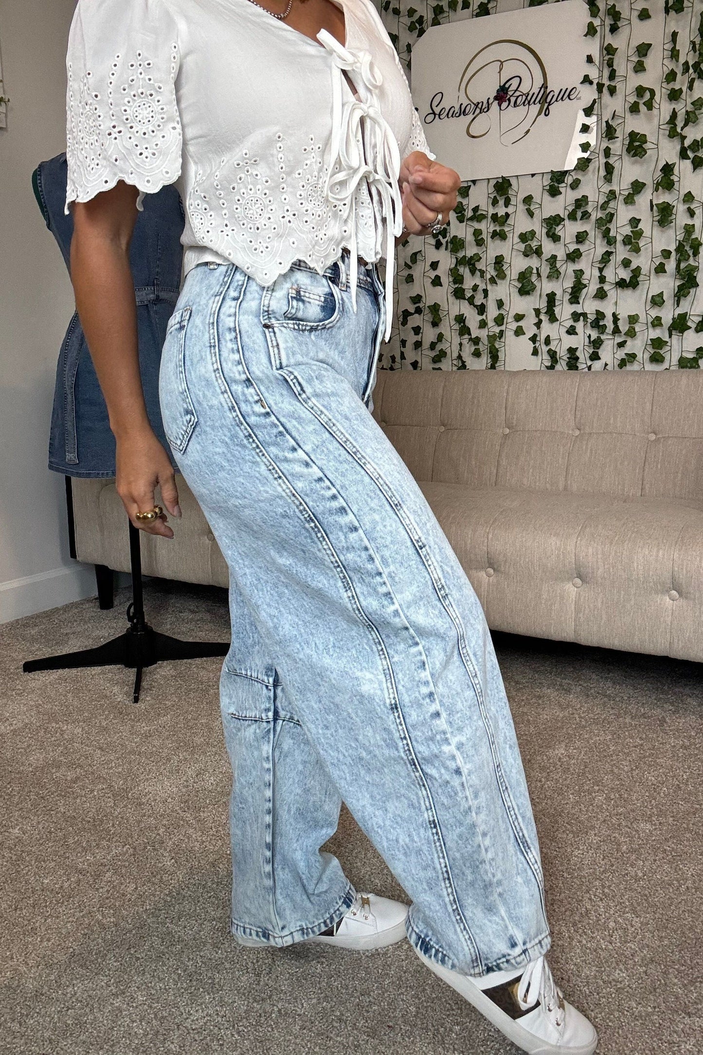 WIDE LEG JEANS PANTS