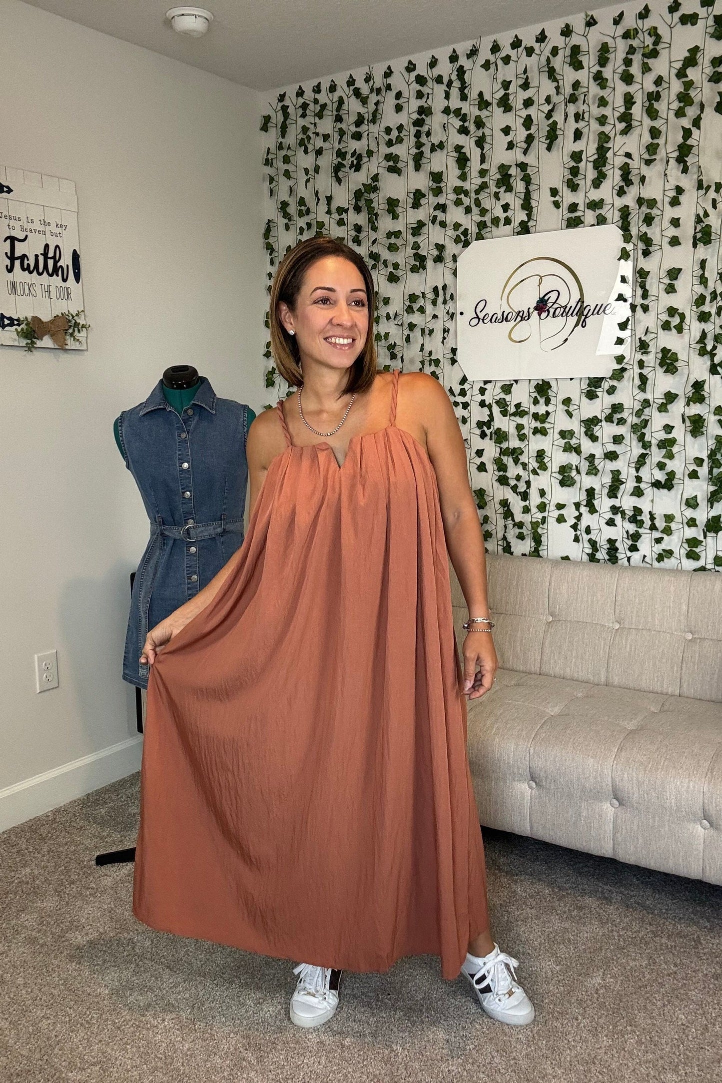 BRICK LOOSE FIT MIDI DRESS