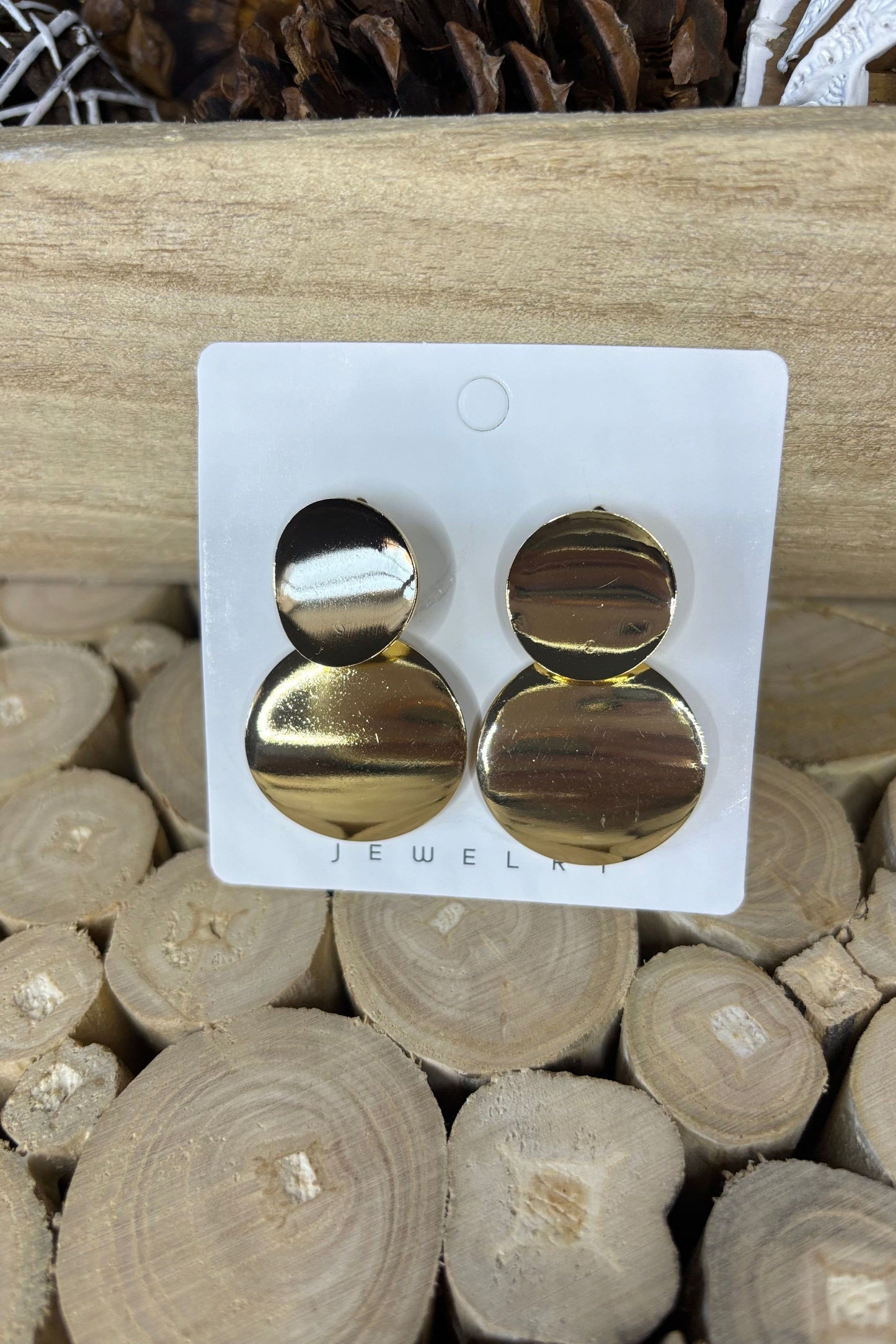 GOLD ROUND EARRINGS