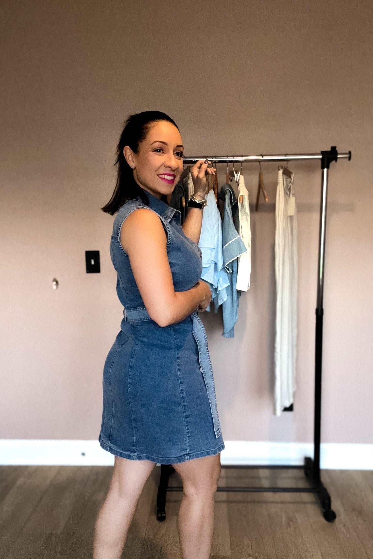 VESTIDO CORTO DE VAQUERO