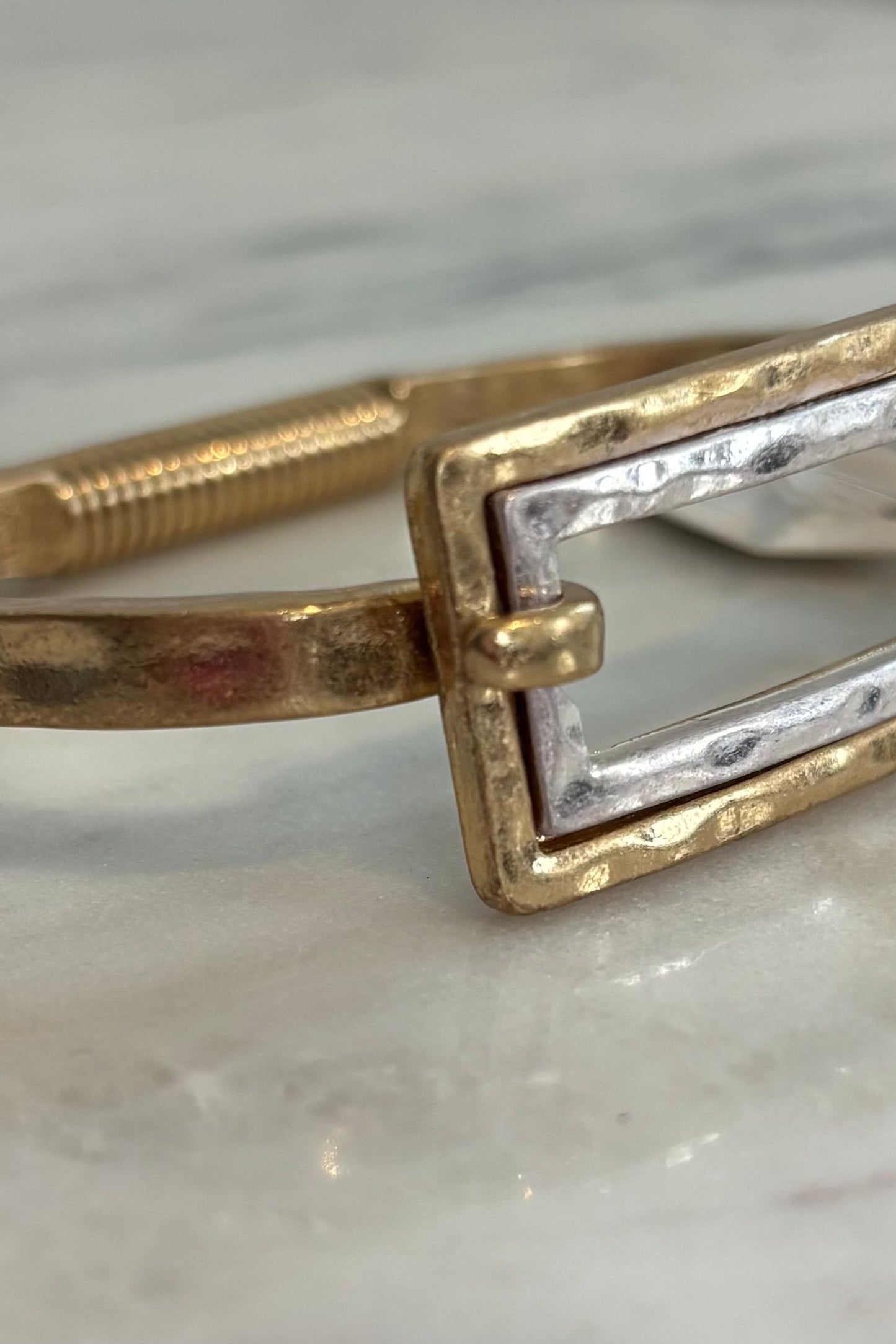 DUAL TONE HAMMERED HOOK HINGE CUFF BRACELET-3 SHAPPES