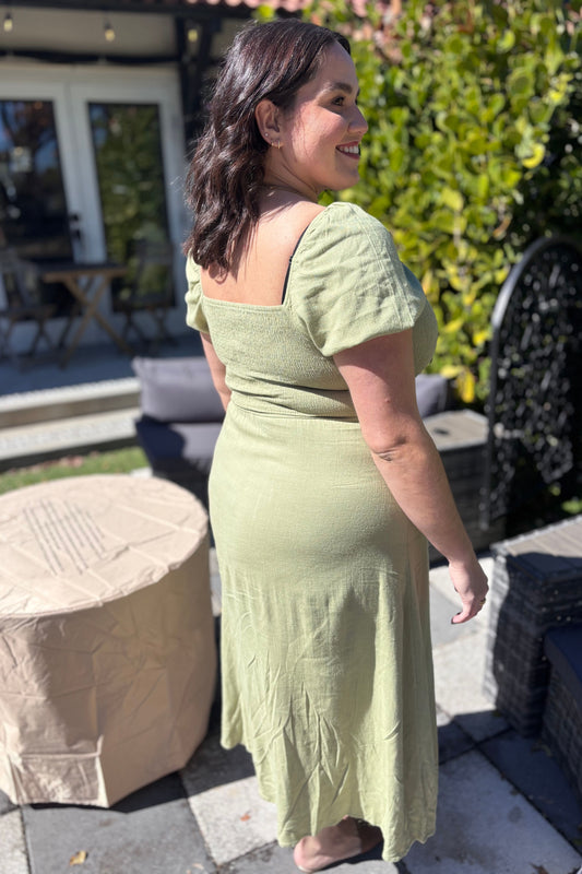 VESTIDO MIDI OLIVA CLARO CON FRANJA EN TALLAS GRANDES