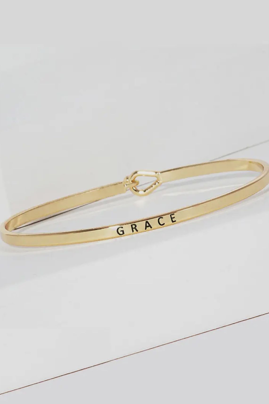GRACE ENGRAVED BANGLE BRACELET