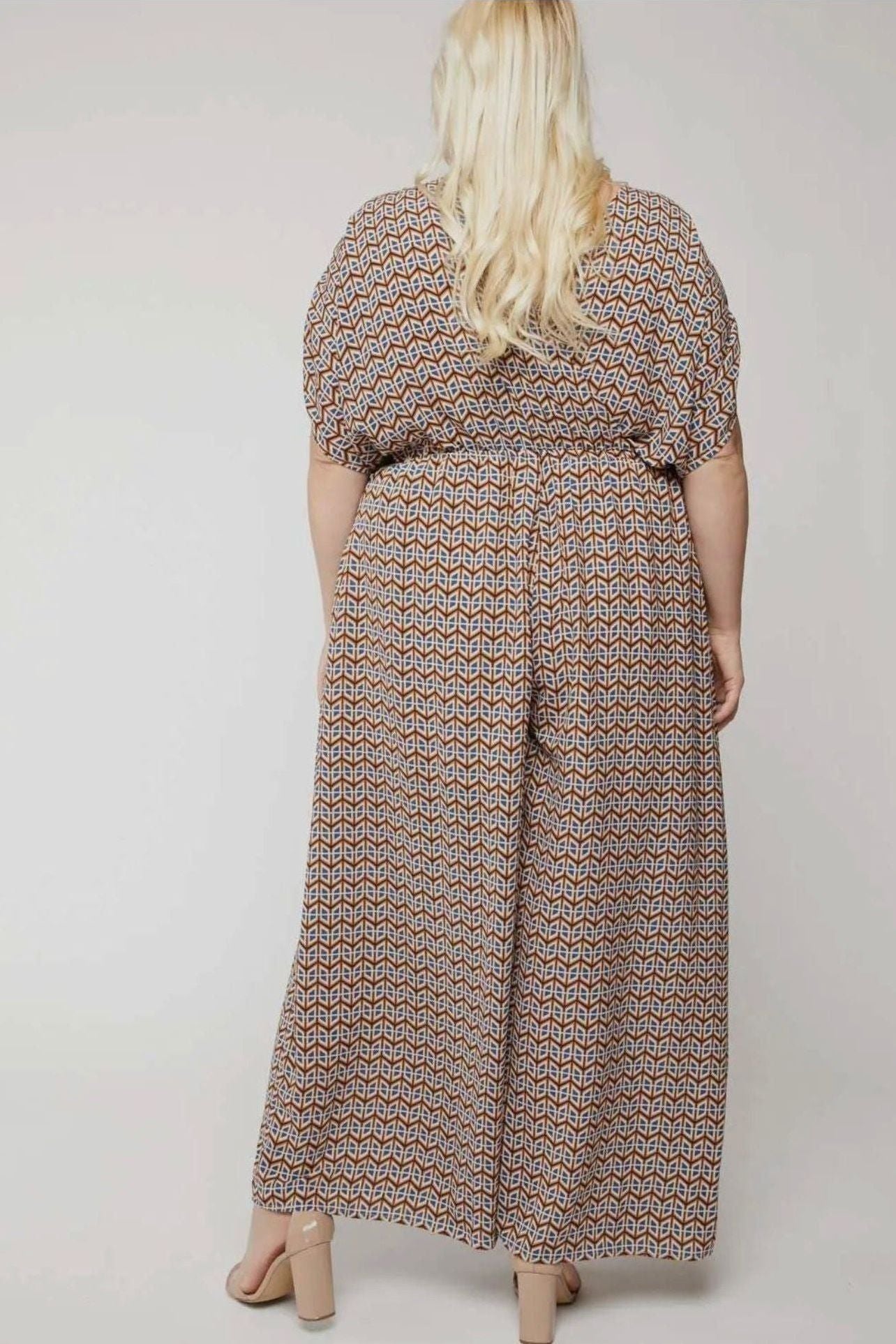 MONO CUELLO EN V TALLAS GRANDES