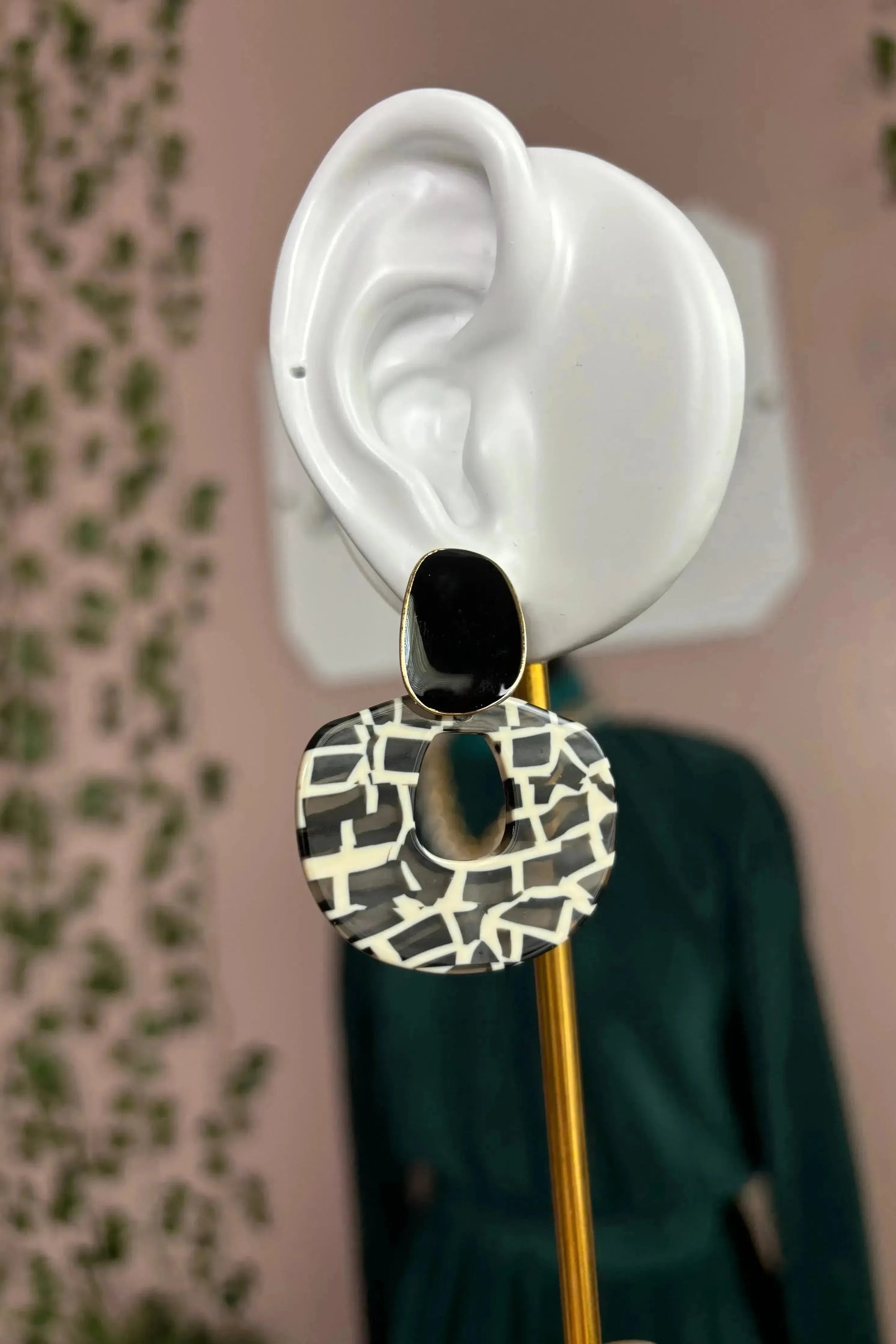 GEOMETRIC EARRINGS