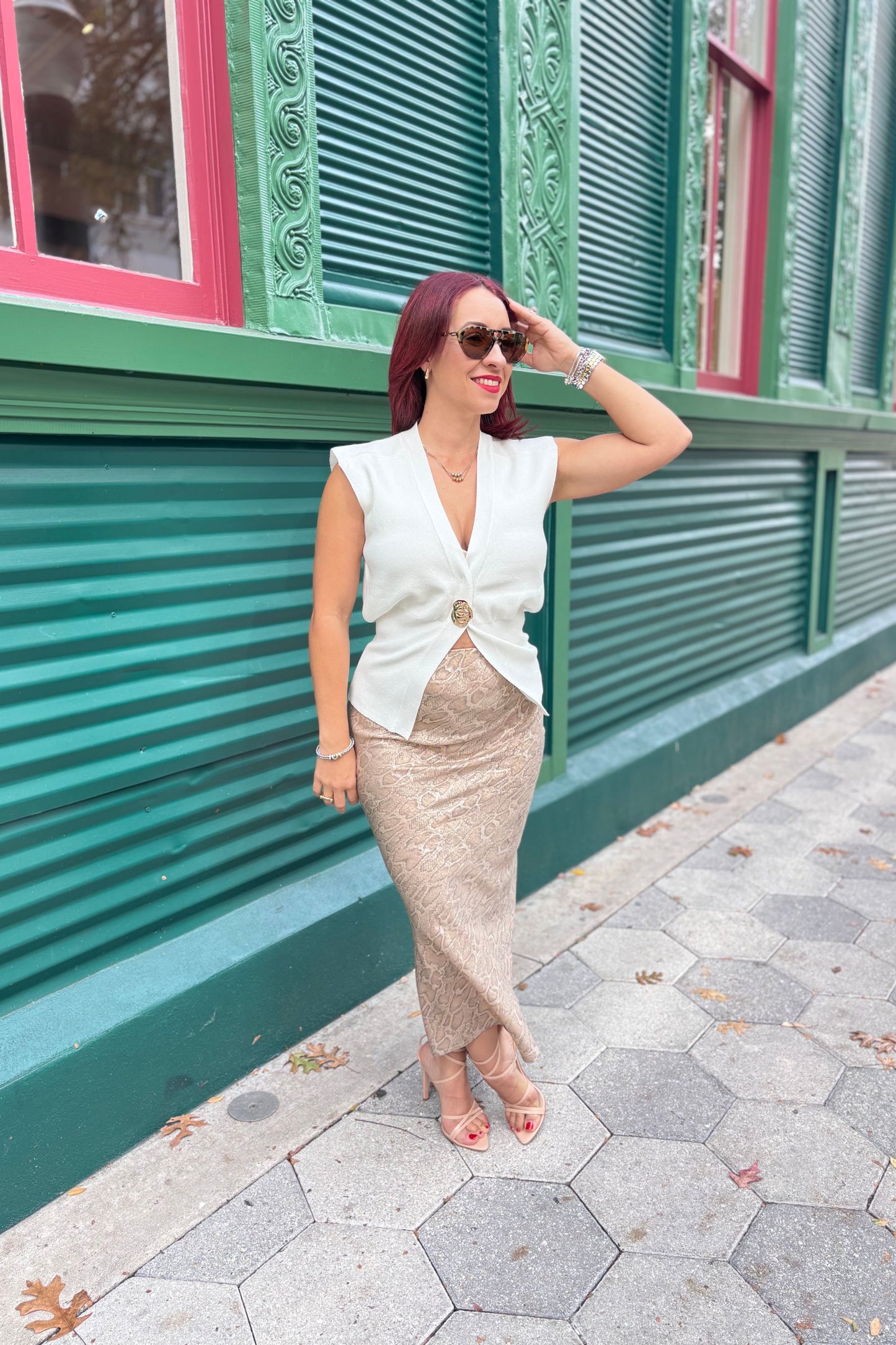 CLASSIC V-NECK KNIT VEST-BLANCA