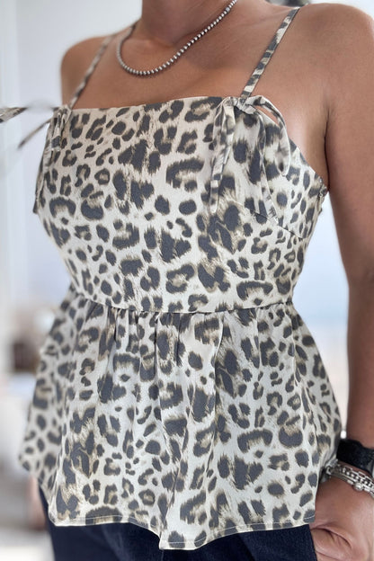 BOLD LEOPARD PRINT CAMI TOP