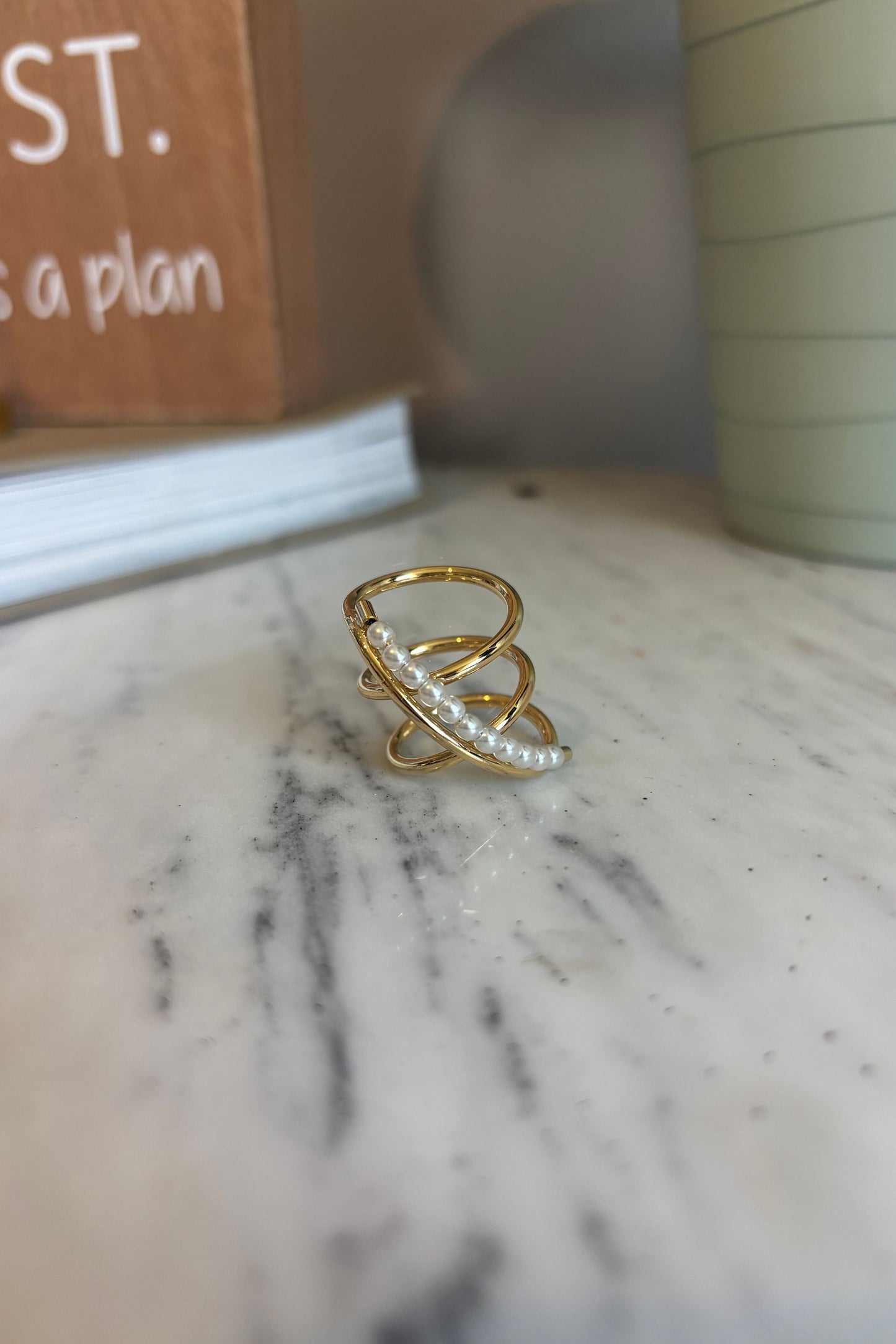 Pearl beads spiral ring sizes 6.5