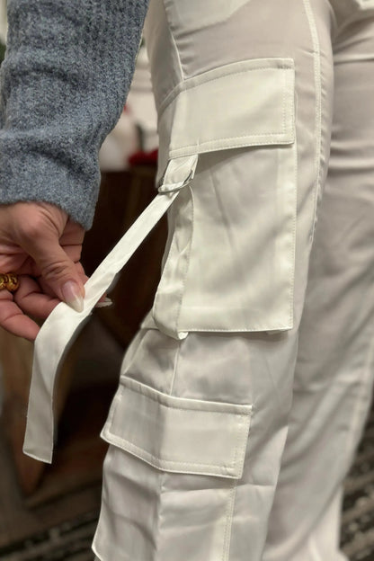 OFF WHITE CARGO PANTS