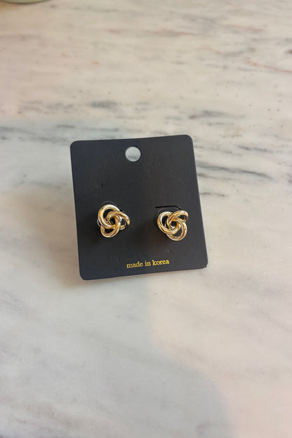 Knot stud earrings
