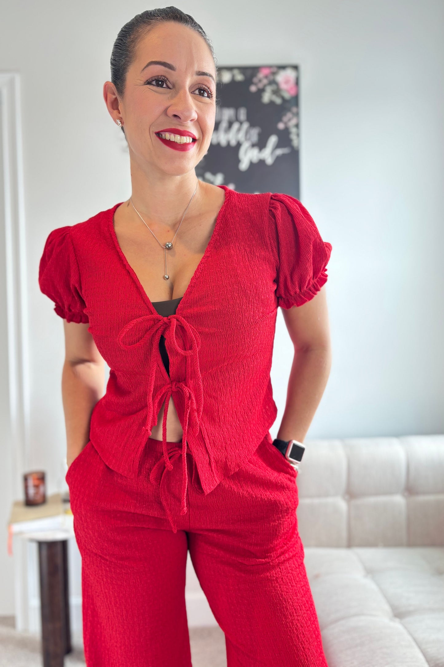 REFINED EASE KNIT SET-BLACK AND RED COLORS