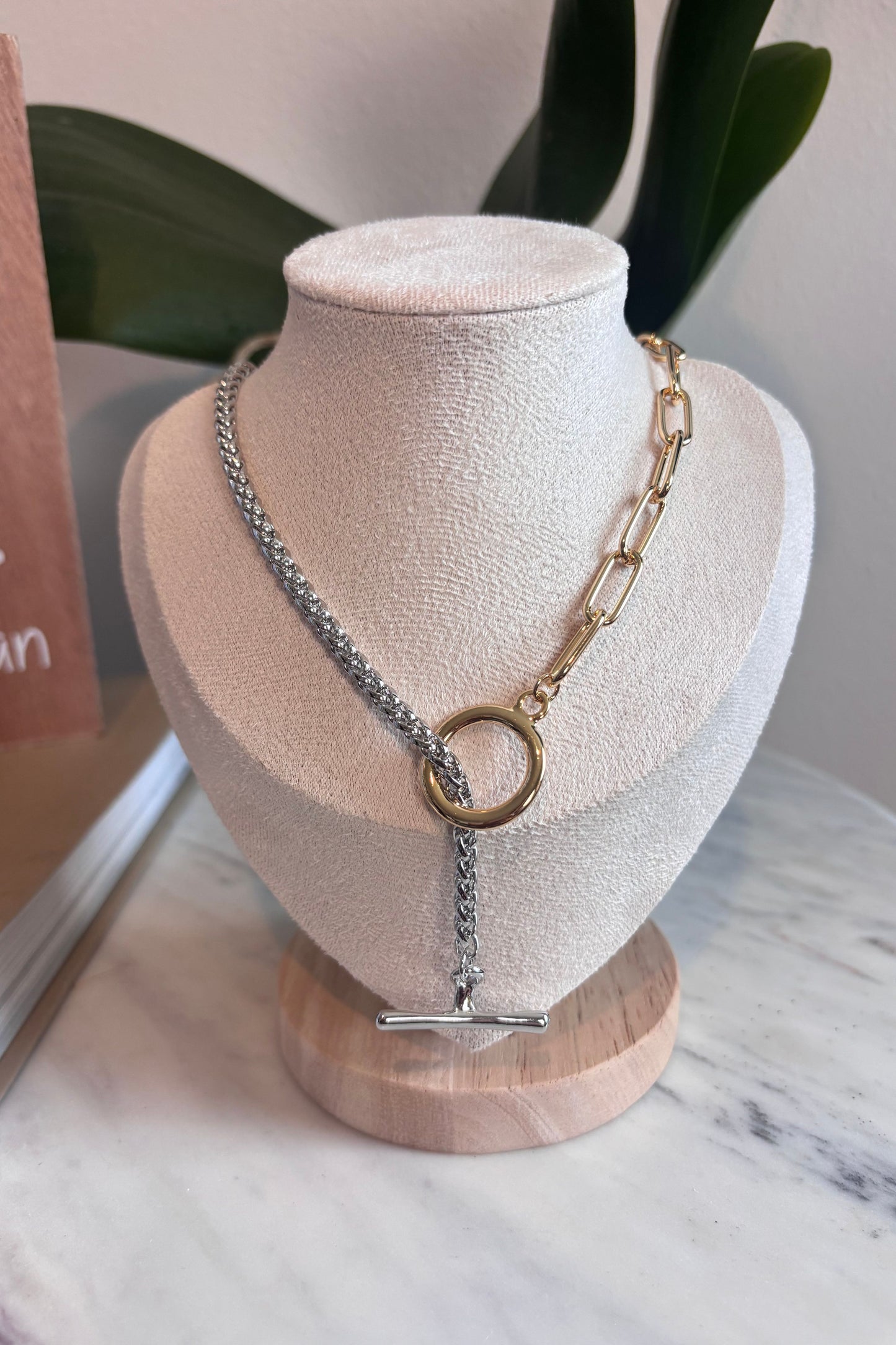 Lariat two tone necklace