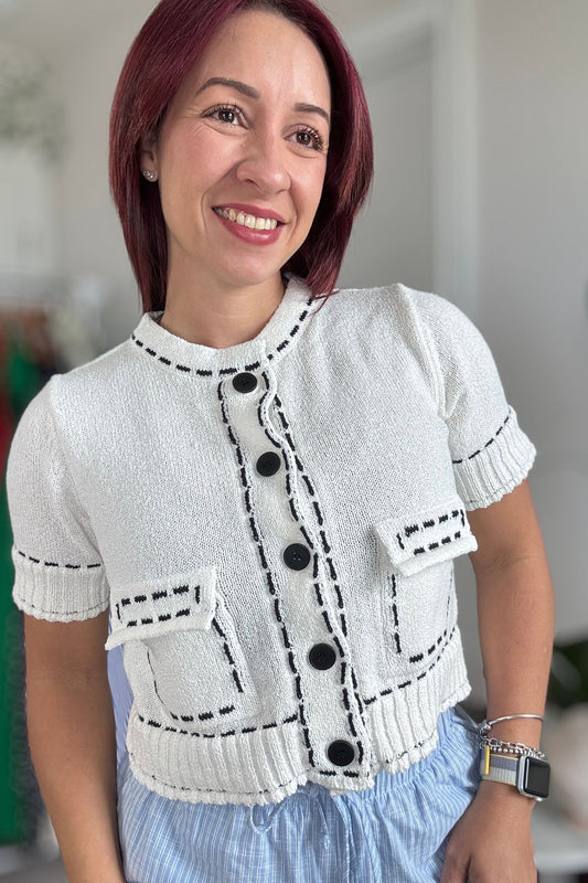 Contrasting stitched sweater top (pink and white)