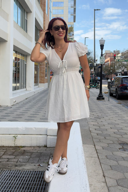 FEMININE GRACE MINI DRESS