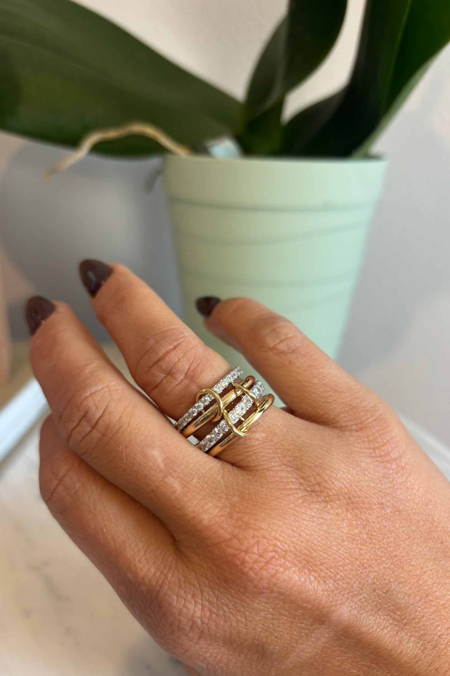 Linked band rings sizes 7