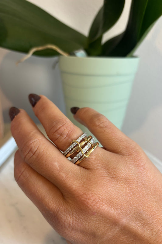 Linked band rings sizes 7