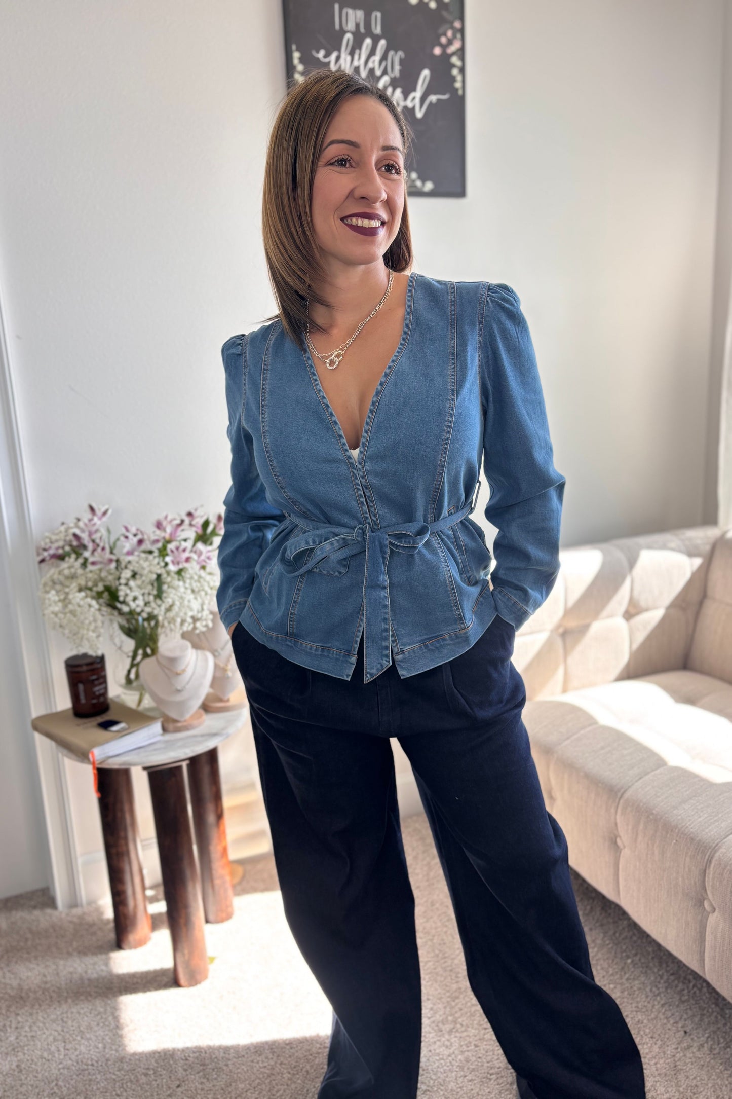 JACKET LIA- V NECK TENCEL LONG SLEEVE DENIM JACKET