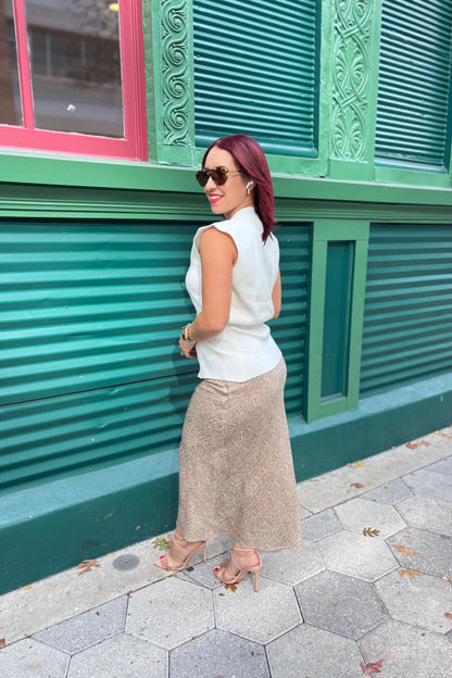 CLASSIC V-NECK KNIT VEST-BLANCA