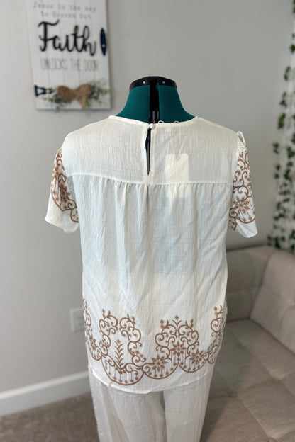 PLUS SIZES PRINTED CASUAL SET