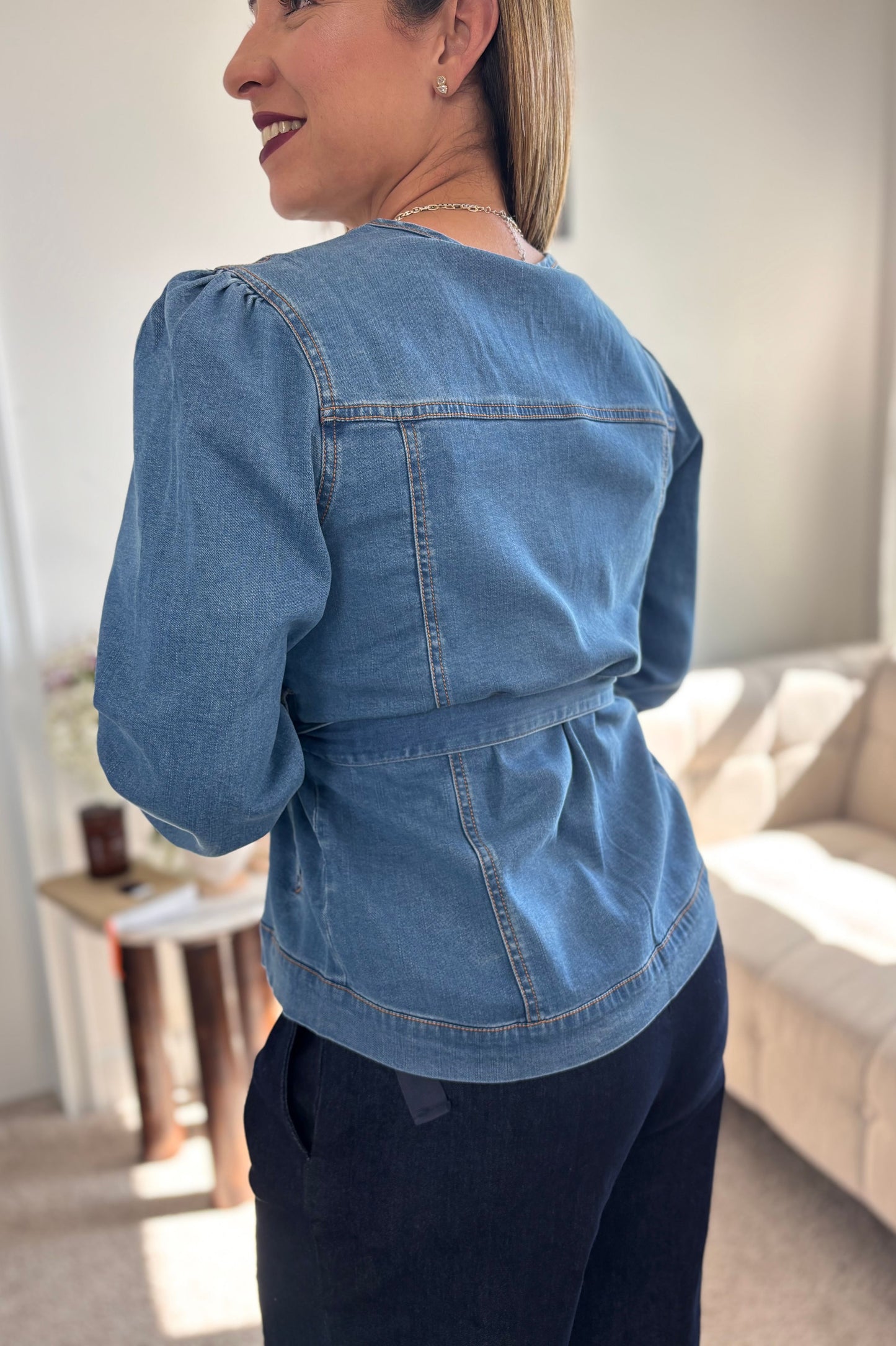 JACKET LIA- V NECK TENCEL LONG SLEEVE DENIM JACKET