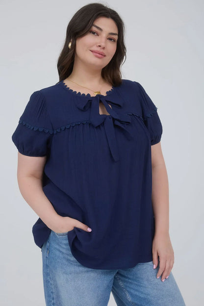 BLUE SCALLOP TRIM FRONT TIE DETAILS TOP (PLUS SIZES AVAILABLE)